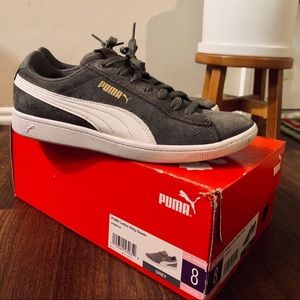 🐆PUMA VIKKY GREY SUEDE SNEAKERS🐆